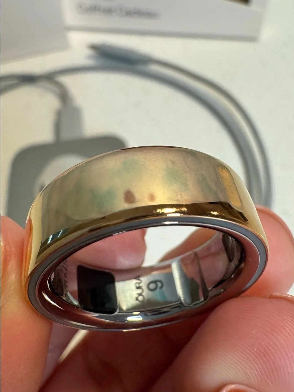 Rose Gold Oura Ring 4th Generation - Size 9